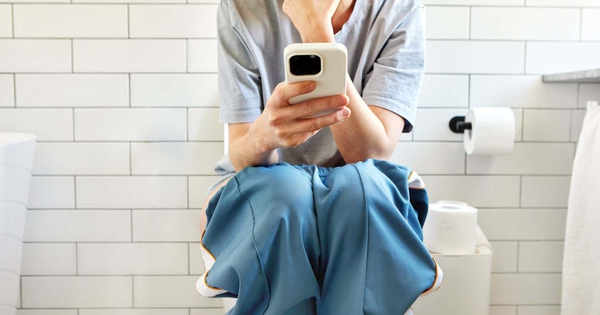 90% người đang mắc: 5 thói quen dùng điện thoại âm thầm 