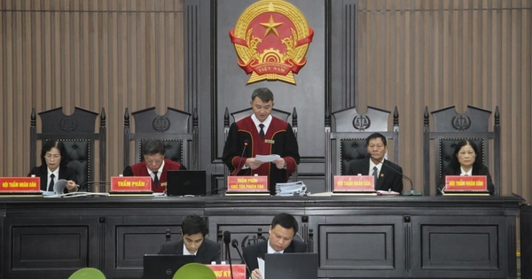 Tử hình Bạc Cầm Anh SN 1997 và 4 người khác