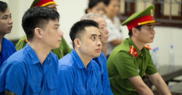 Bị cáo Bùi Đình Khánh cảm ơn các bị hại, gửi lời chia buồn tới gia đình liệt sỹ, Thiếu tá Nguyễn Đăng Khải