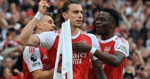 Arsenal có thể vô địch Ngoại hạng Anh khi nào?
