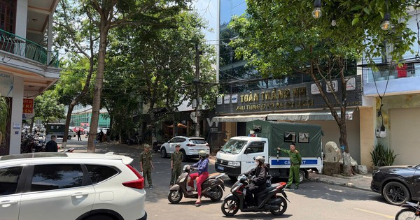 Nam thanh niên cầm dao cố thủ gần 2 ngày trong quán cà phê ở Buôn Ma Thuột