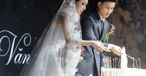 Hết cửa 