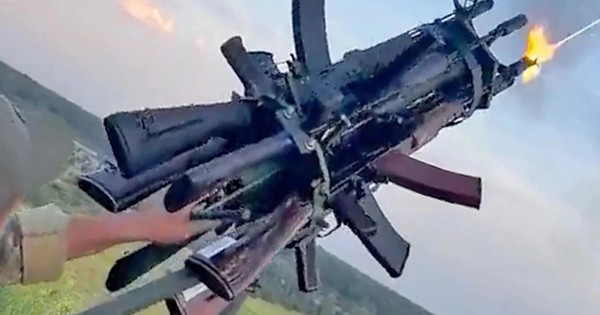 Binh sĩ Ukraine vãi đạn trượt, bị FPV Nga lao vào người