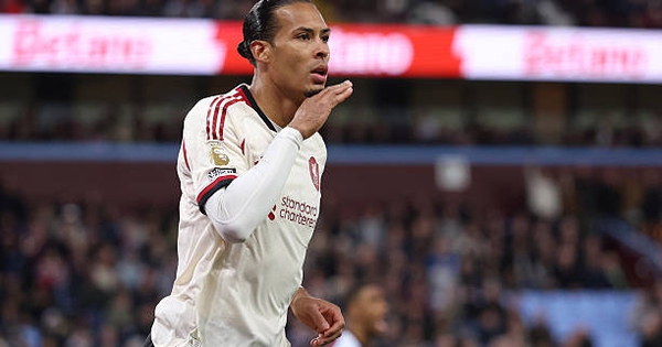 Liverpool thảm bại trước Aston Villa tạo thống kê tệ nhất lịch sử, nguy cơ mất vé Champions League