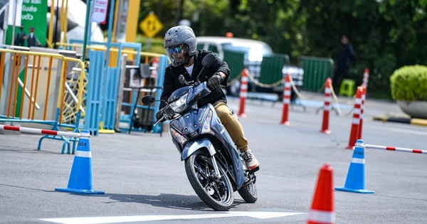 Yamaha Finn 2026 ra mắt: Xe số mới nhiều công nghệ, sẵn sàng cạnh tranh Honda Wave