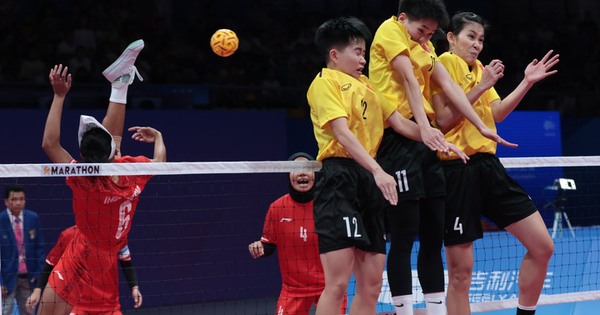 Tuyển Việt Nam đánh bại tuyển Trung Quốc 2-0 ở World Cup 2026