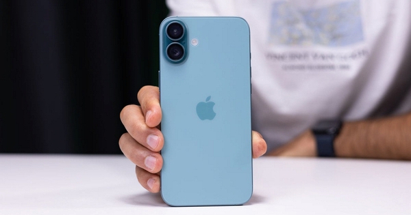 Chiếc iPhone này vừa giảm giá 2 triệu đồng