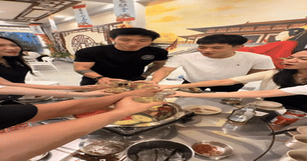 Cam thường lộ rõ nhan sắc Doãn Hải My khi cùng Văn Hậu, Đình Bắc đi ăn mừng CAHN vô địch V.League