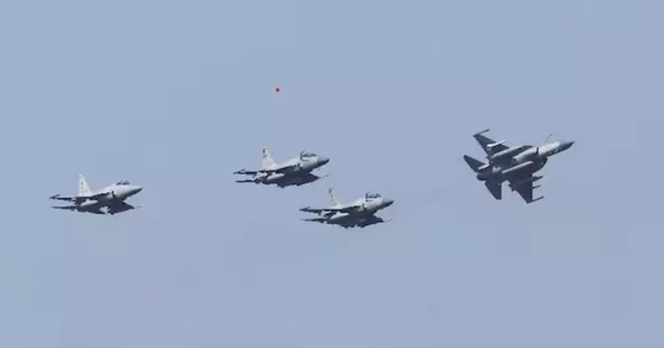 Pakistan đưa phi đội chiến đấu và hàng ngàn binh sĩ tới Ả-rập Xê-út
