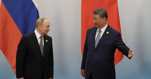 Ông Putin đưa dàn siêu CEO tới Bắc Kinh, nhắm đến lĩnh vực kinh tế