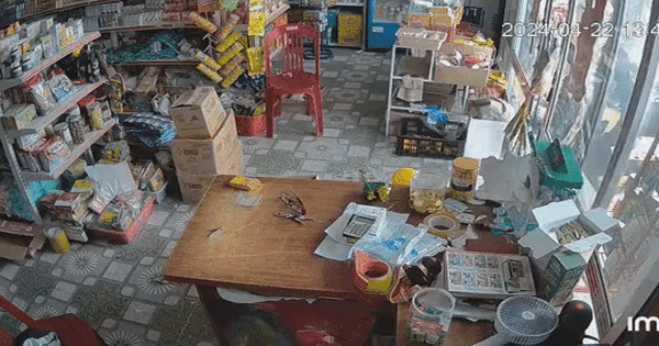 Shipper đến giao hàng lúc chủ nhà đã ngủ, tự ý làm điều khiến chủ cắt camera ra đăng khắp nơi