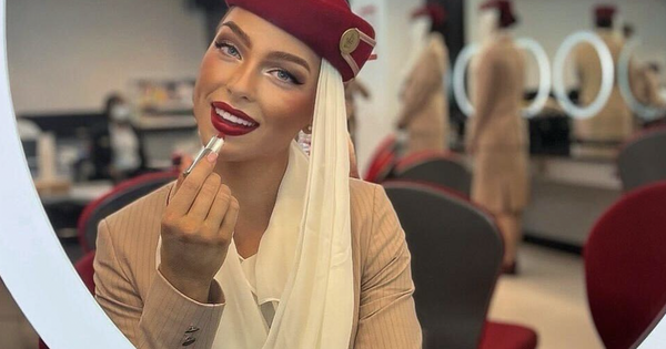 Không hổ danh “hãng bay đắt giá nhất hành tinh”, tiếp viên Emirates thật sự có cuộc sống như mơ