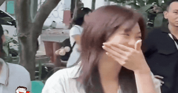 Ngắm nhan sắc nữ thần mặt mộc đẹp nhất Việt Nam mà tự ái, tàn tạ cỡ nào vẫn peak hơn nghìn lớp makeup
