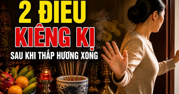 Thắp hương xong vội vã làm 2 điều: Lời khấn mất hết tác dụng, tổ tiên khó lòng chứng giám