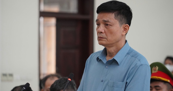 Hai cựu Cục trưởng Cục An toàn thực phẩm nhận hối lộ được đề nghị giảm án