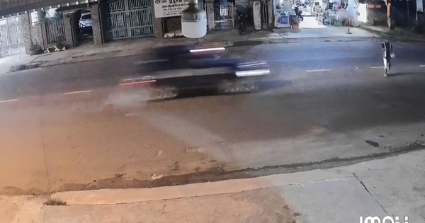 CLIP: Taxi tông một người đi bộ tử vong