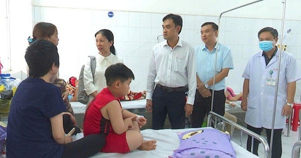 62 ca nhập viện sau bữa ăn bán trú ở Đồng Tháp, Bộ Y tế vào cuộc