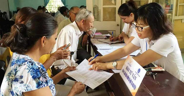 Một người có được đóng đồng thời BHXH bắt buộc và tự nguyện để tăng lương hưu?
