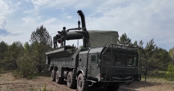 Quân đội Nga đã chuyển giao đầu đạn hạt nhân cho lữ đoàn tên lửa ở Belarus