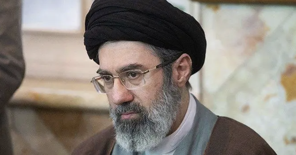 Lãnh đạo tối cao Iran lên tiếng về kho uranium, chặn đứng yêu cầu của ông Donald Trump?