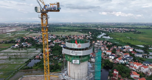 Khoảnh khắc tổng thầu chạy đua ngày đêm kịp hoàn thành siêu sân bay 200.000 tỷ lớn nhất miền Bắc