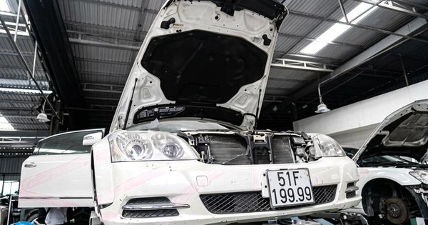 Xe Maybach biển số tứ quý 9999 của bà Trương Mỹ Lan được mua đấu giá hơn 16,6 tỷ đồng