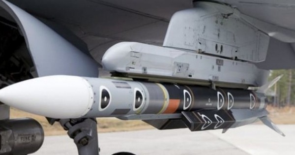 JAS 39 Gripen Ukraine được trang bị tên lửa Meteor để xóa bỏ lợi thế của Su-35