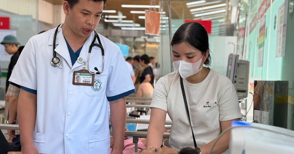 Nắng nóng trên 40°C, hàng loạt người trẻ nhập viện suy thận, sốc nhiệt