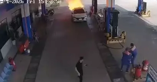 Vụ cháy ô tô, 2 người tử vong ở Đà Nẵng: Tài xế khai lý do không mở cửa cứu hai nạn nhân