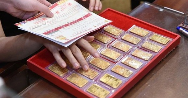 Giá vàng lao dốc không phanh, tuần tới sẽ có thay đổi lớn?