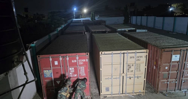 Phát hiện 12 container dài 6m chở số lượng lớn tiền mặt và vàng thỏi được ngụy trang tinh vi trong 1 nhà kho bí mật