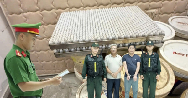 Khám xét, bắt giữ chủ nhà thuốc Nguyễn Đăng Thu SN 1971