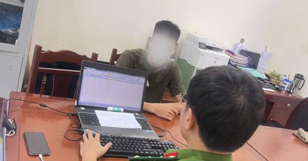 Liên tục truy cập website 