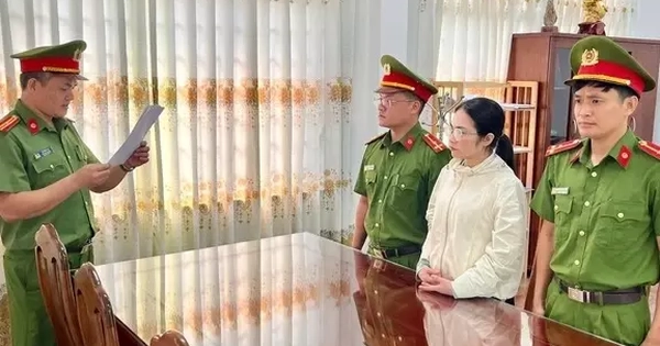 Thi hành lệnh bắt tạm giam kế toán mầm non Nguyễn Thị Thu Hà SN 1987