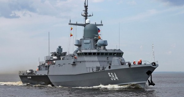 Ông Zelensky: Tàu tên lửa Karakurt bị hư hại nghiêm trọng do trúng đạn
