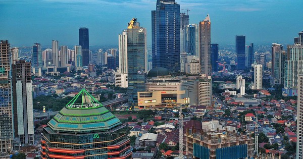 Nền kinh tế lớn nhất Đông Nam Á công bố tăng trưởng quý I/2026 vượt dự báo, cao hay thấp so với Việt Nam?