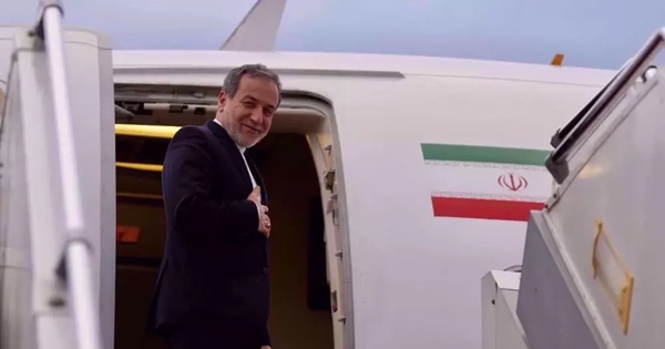 Ngoại trưởng Iran tới Trung Quốc