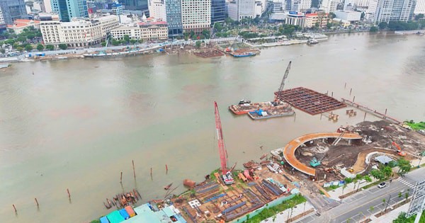 “Lá dừa nước” khổng lồ gần 1.000 tỷ đồng dần hiện ra giữa sông Sài Gòn, dự kiến đưa vào sử dụng dịp Quốc Khánh 2/9