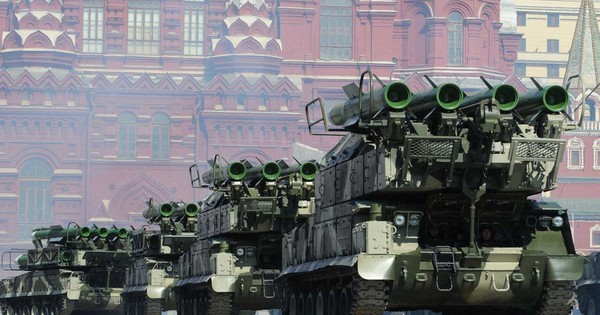 Nga 'mở toang' lãnh thổ cho Ukraine tấn công khi dồn phòng không về thủ đô Moscow
