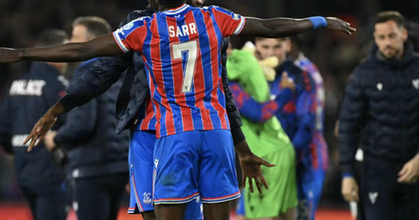 Crystal Palace lần đầu vào chung kết cúp châu Âu, bóng đá Anh lập kỳ tích