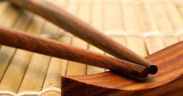 5 lưu ý quan trọng cho gia đình đang dùng đũa gỗ
