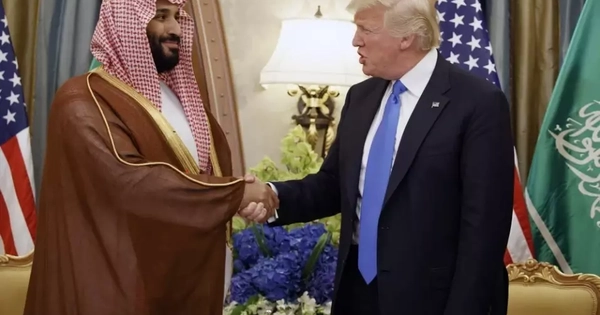 Phía sau quyết định đột ngột của Tổng thống Trump ở eo biển Hormuz