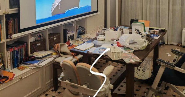 Bỏ sofa, đặt “bàn dài” giữa phòng khách: Lý thuyết thì hay nhưng không phải ai 