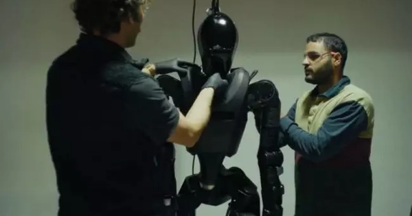 Công ty công nghệ Mỹ thử nghiệm robot hình người trên chiến trường Ukraine