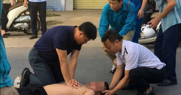 Phó giám đốc bệnh viện và đồng nghiệp ép tim cứu người gặp n