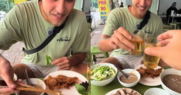 Khách Tây lần đầu thử lòng lợn, ngỡ ngàng vì cảnh 