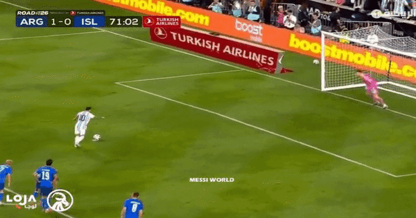 Lionel Messi lập kỷ lục ghi bàn, tuyển Argentina thắng tưng 