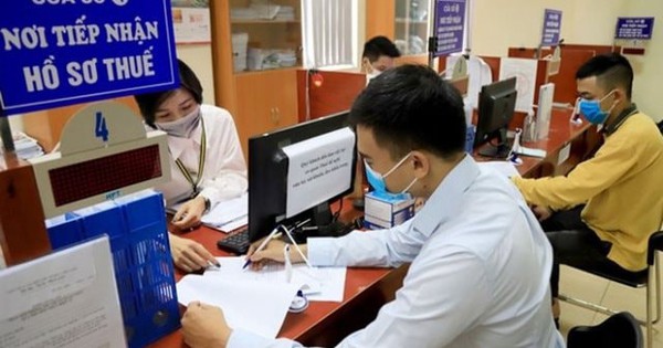 Loạt người nộp thuế có tài khoản tại Vietcombank, Agribank, 