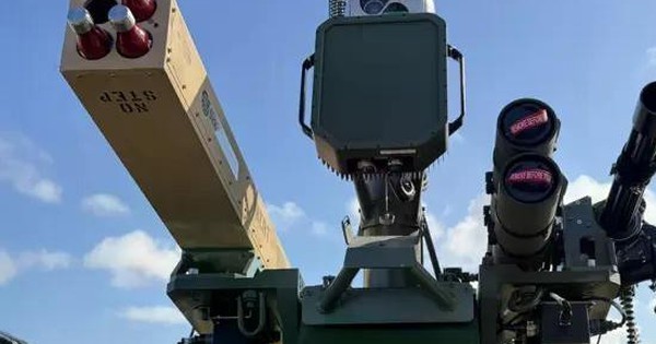 Mỹ ra mắt hệ thống chống UAV với súng Gatling, tác
