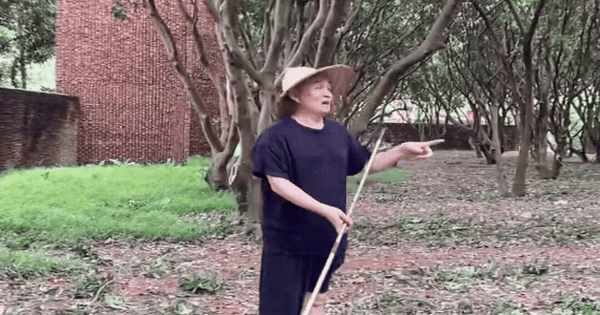 Nam nghệ sĩ cả nước biết mặt từng phải buôn đồng nát sống qu